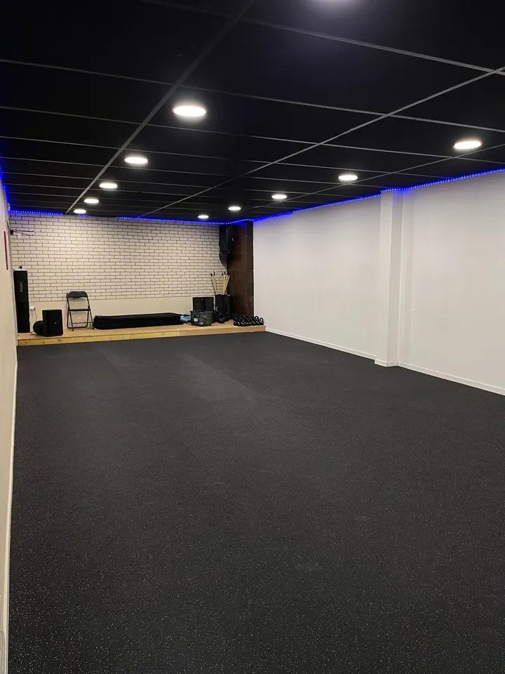 Le District Fitness — salle de fitness-studio à Montrevel-en-Bresse — 3