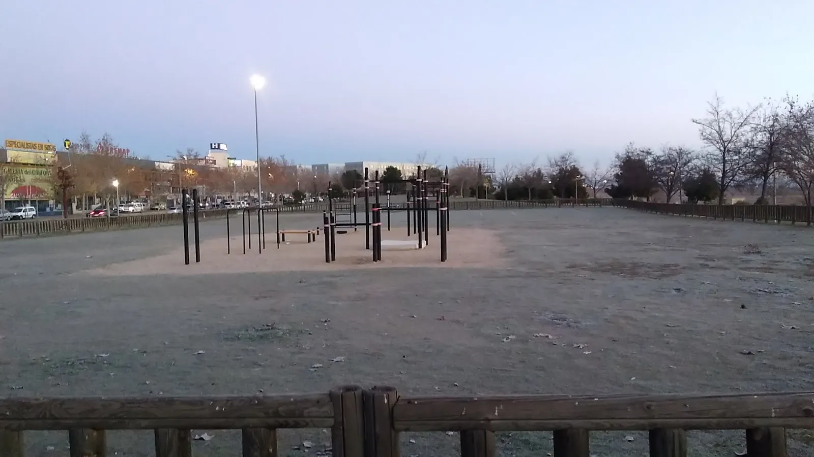 Parque de Street Workout San Sebastián de los Reyes — estudio de fitness-studio en San Sebastián de los Reyes — 5