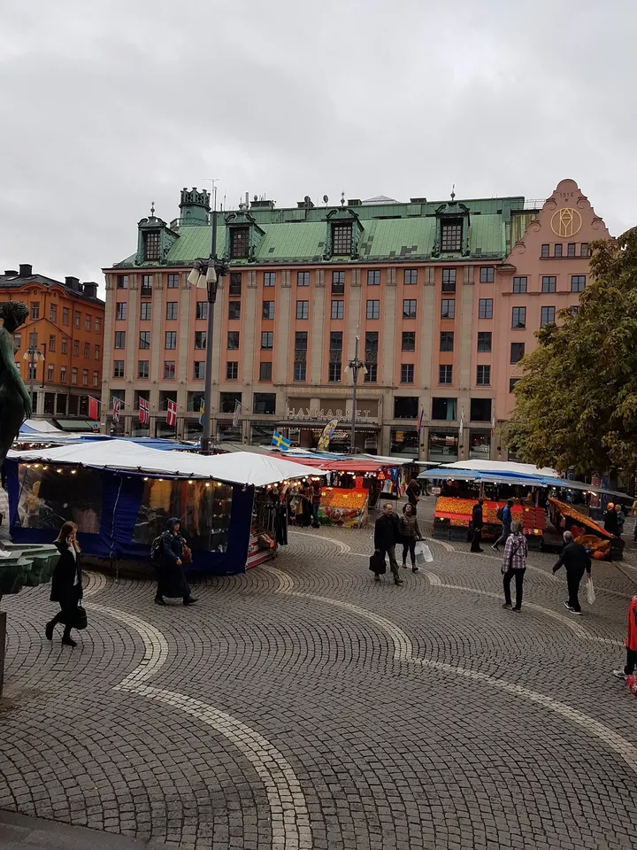 Sarà hotorget — träningsstudio i Norrmalm, Stockholm — 2