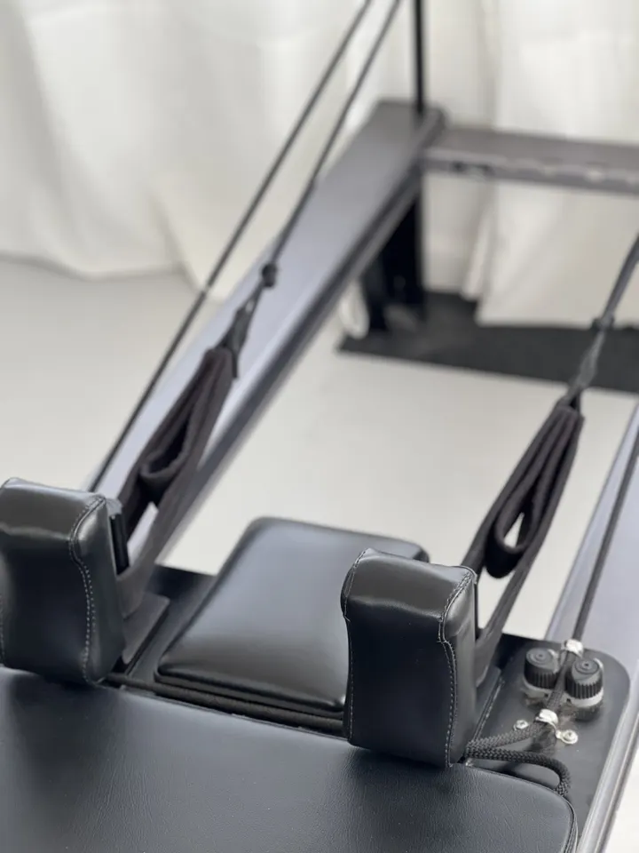 Reformer Studio Solrød — Pilates i Karlstrup Strand, Solrød Strand