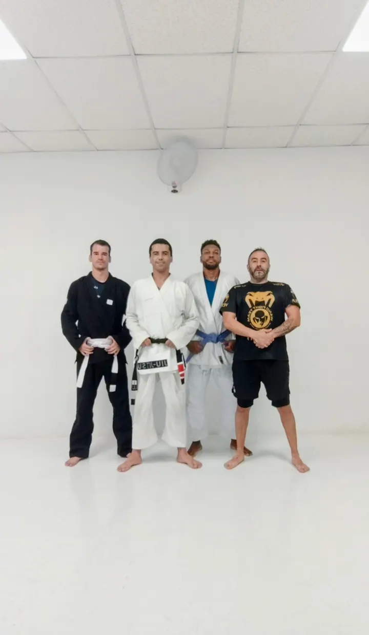 Defensa Personal y Jiu-jitsu — artes marciales-studio en Valdelasfuentes, Alcobendas — 2