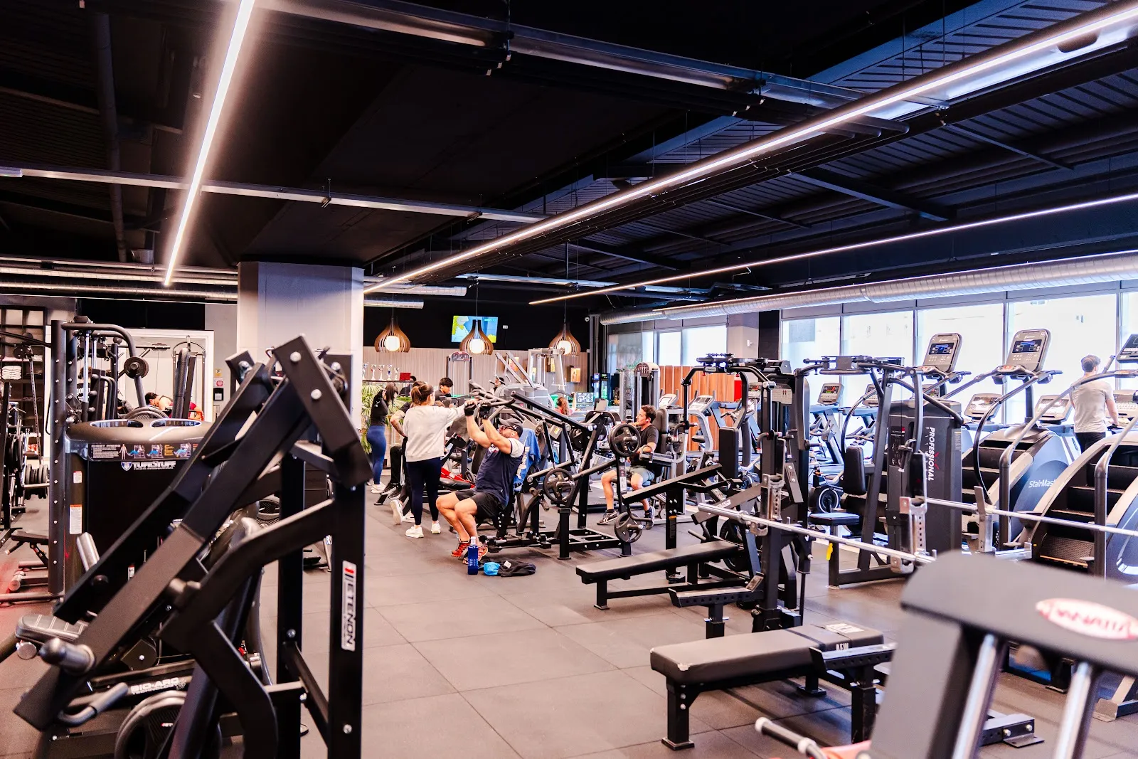 Gimnàs Profesional Fitness SL. — estudio de fitness-studio en Eixample, Girona — 2