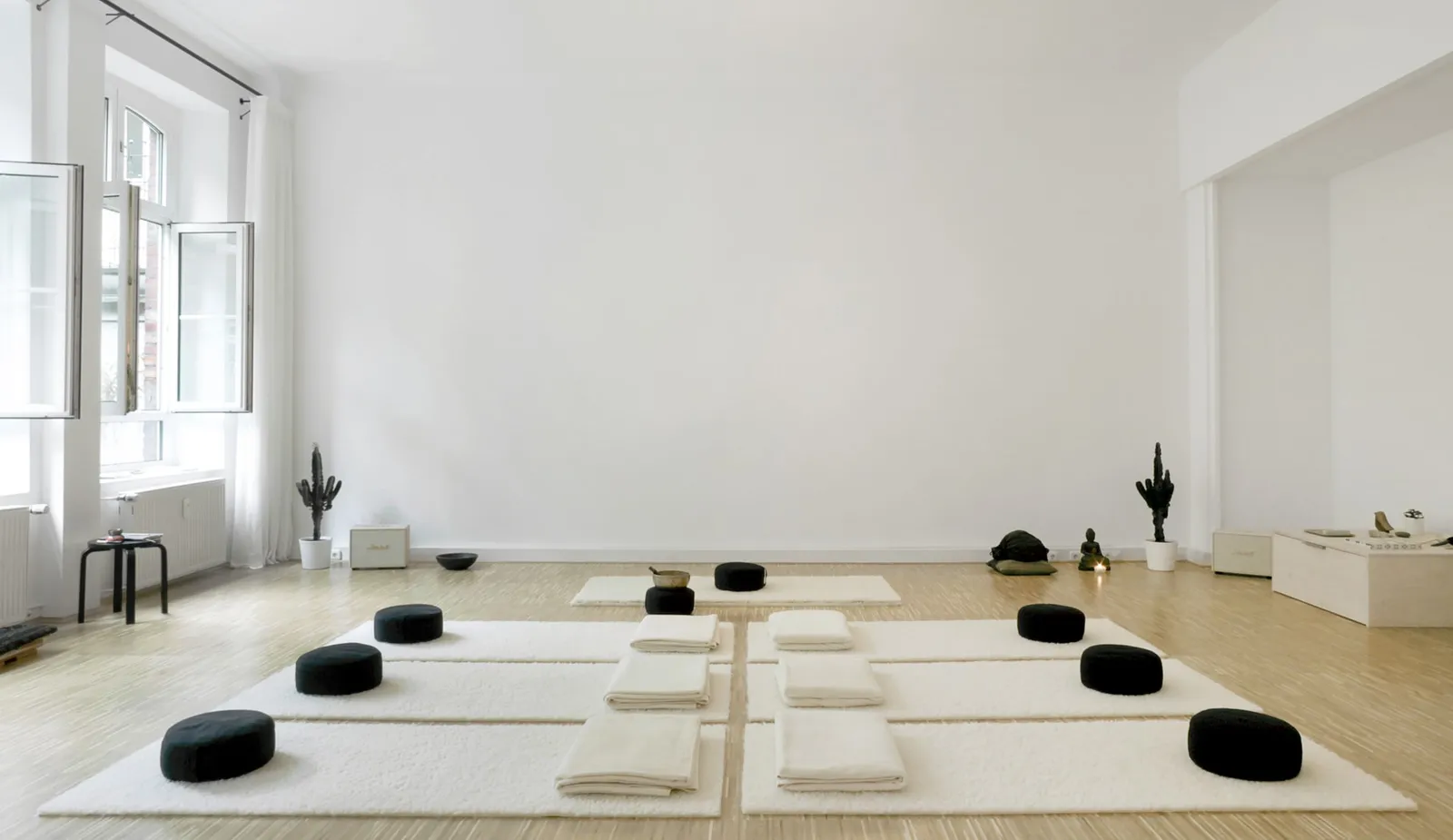 lebende systeme I Praxis für Achtsamkeit und Coaching in Düsseldorf — meditation-studio in Friedrichstadt, Düsseldorf — 2