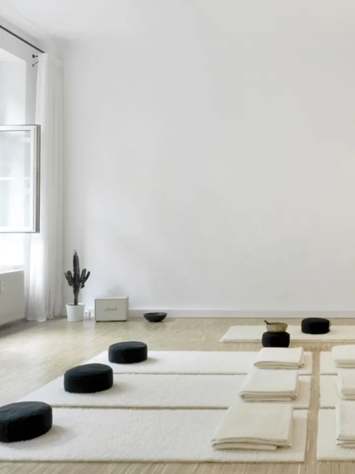 Lebende Systeme — Meditation in Friedrichstadt, Düsseldorf