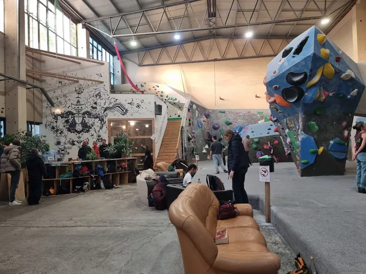 KOSMOS Boulderhalle — bouldern-studio in Leipzig — 3