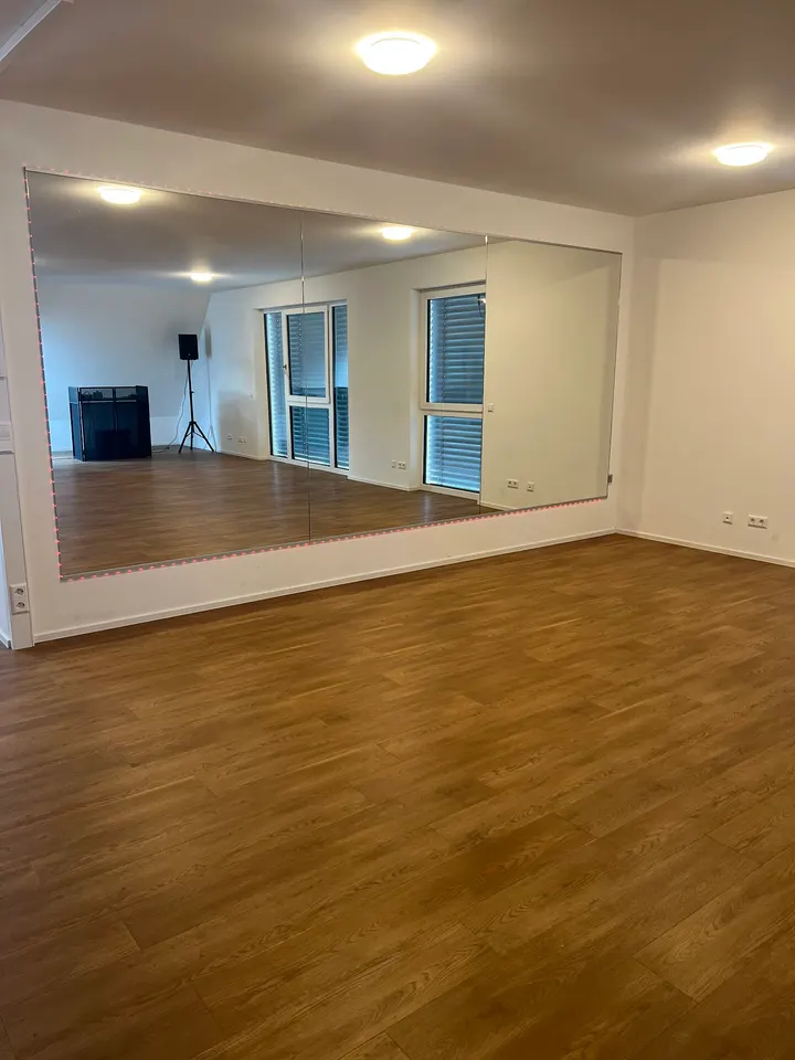 Esencia Latina Dance Company UG — tanz-studio in Zuffenhausen-Hohenstein, Stuttgart — 2