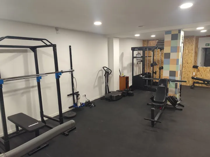 INERTIA Centro de entrenamiento y fisioterapia — entrenamiento personal-studio en Salamanca — 4