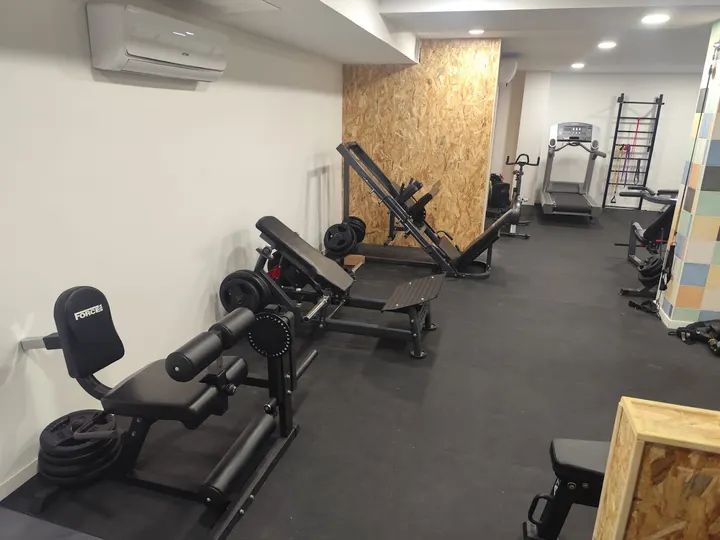 INERTIA Centro de entrenamiento y fisioterapia — entrenamiento personal-studio en Salamanca — 5