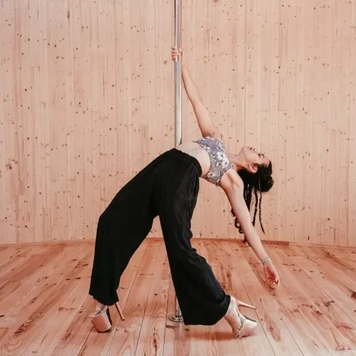 Pole dance Nantes sud — Pole Fitness à Rezé