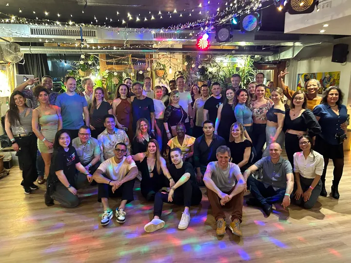 Bachata Stuttgart by Lou — tanz-studio in Stuttgart — 3