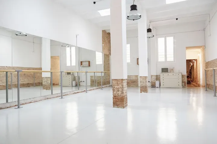 Be Barre Barcelona — barre-studio en Sants-Montjuïc, Barcelona — 3