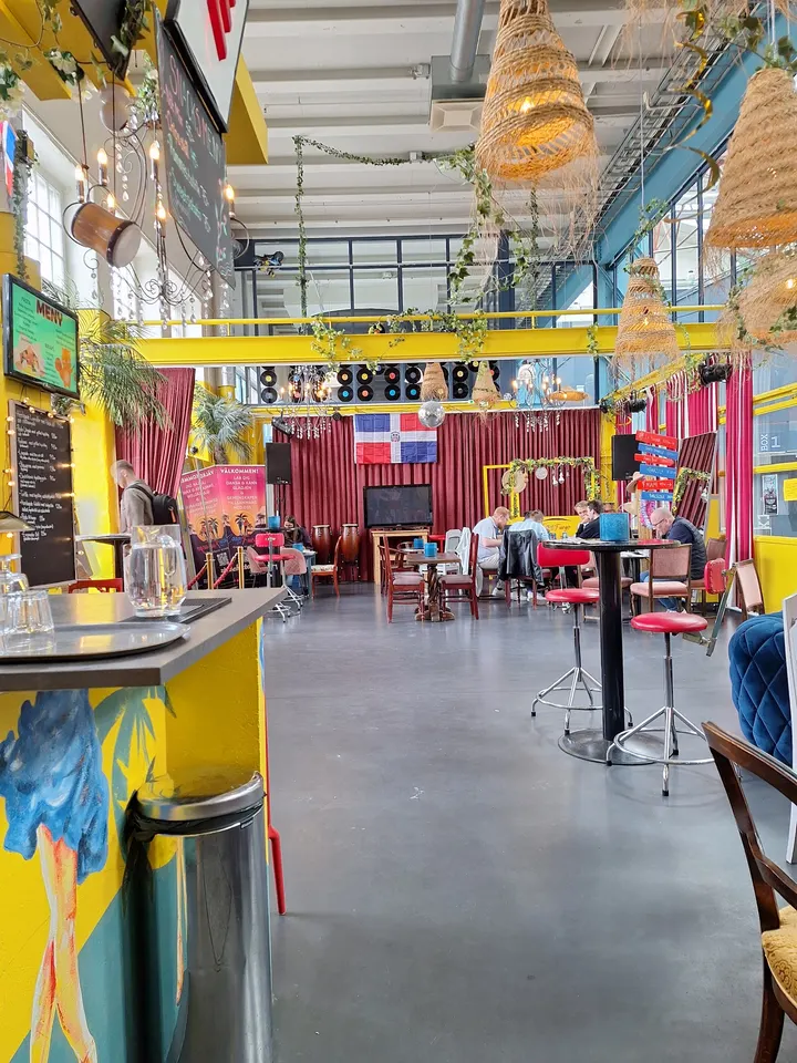 Casa Del Fuego Västerås — Dance in Teknikbyn Kopparlunden, Västerås