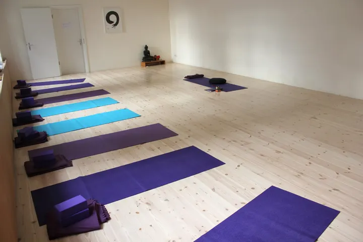 Yoga Teacher Training Berlin — yoga-studio in Kreuzberg, Berlin — 3