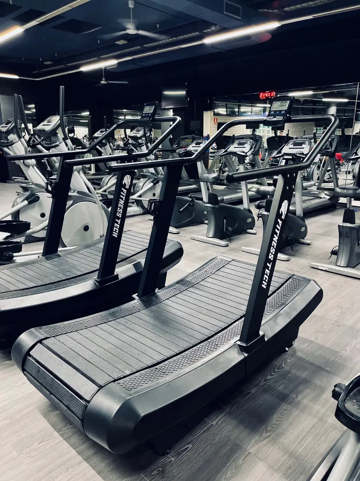 Island gym club — estudio de fitness-studio en Parque Goya, Zaragoza — 3
