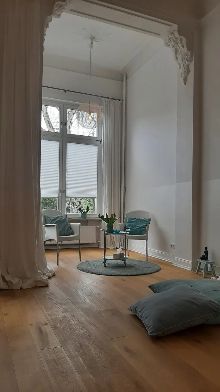 Brigitte Mailänder Körperbasierte Therapie — yoga-studio in Gronau, Bonn — 2
