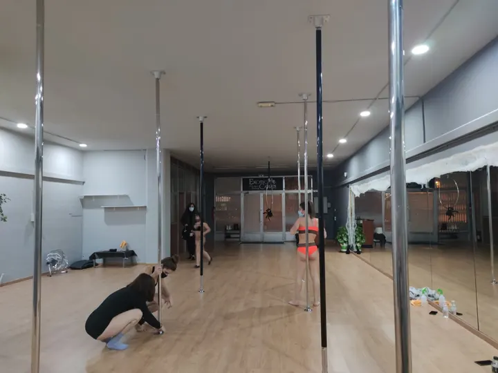 Exotic Coven — baile-studio en Basauri, Bilbao — 2