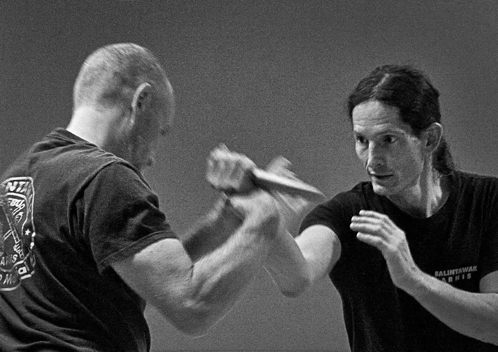 Schule der Kampfkünste Sindelfingen Balintawak Arnis YongTjun — kampfsport-studio in Stuttgart — 5