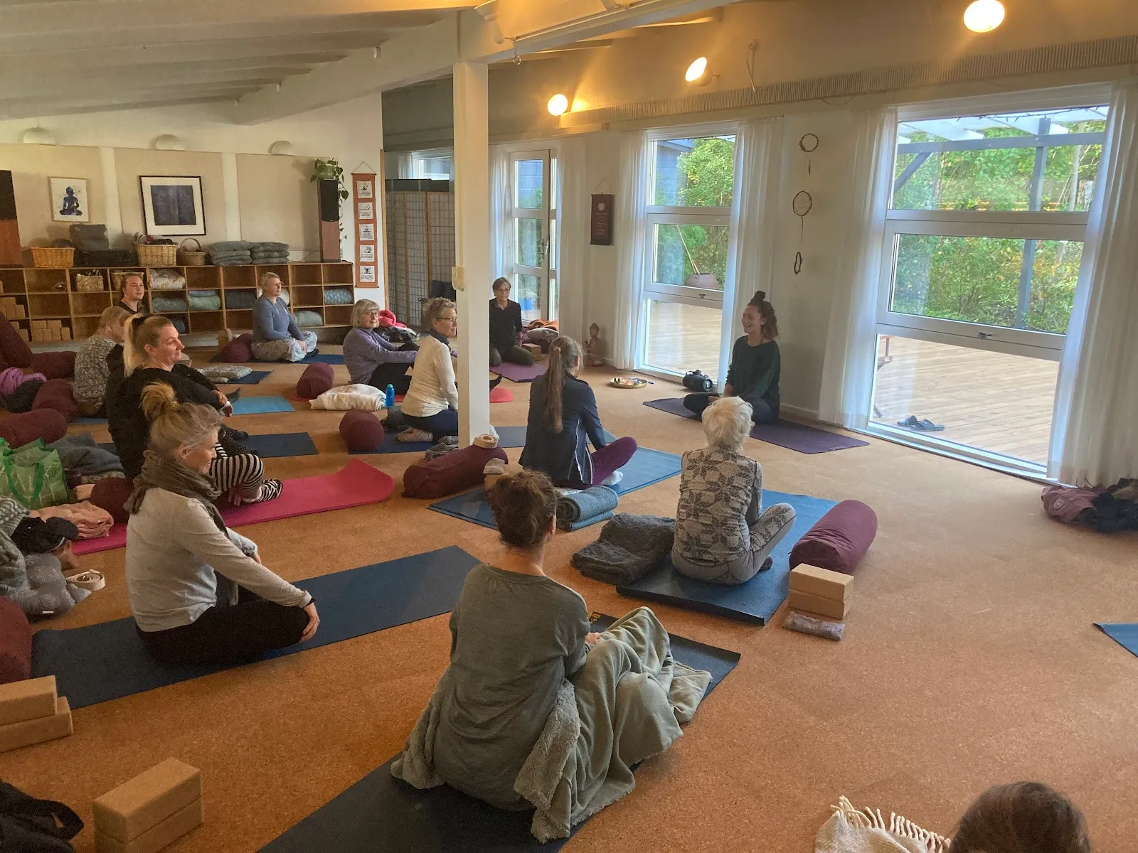 Kærlig Hilsen Yoga — yoga-studio i Højby — 5