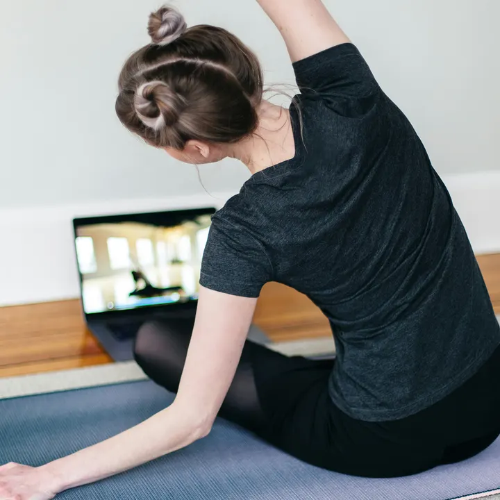 Anusha Lux — yoga-studio in Neuhausen — 2