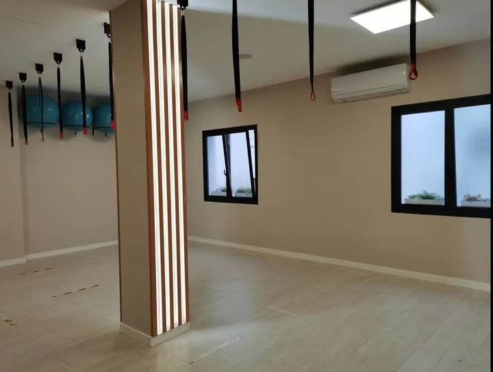 Fisioplus Cáceres — entrenamiento personal-studio en Reyes Huertas, Cáceres — 2