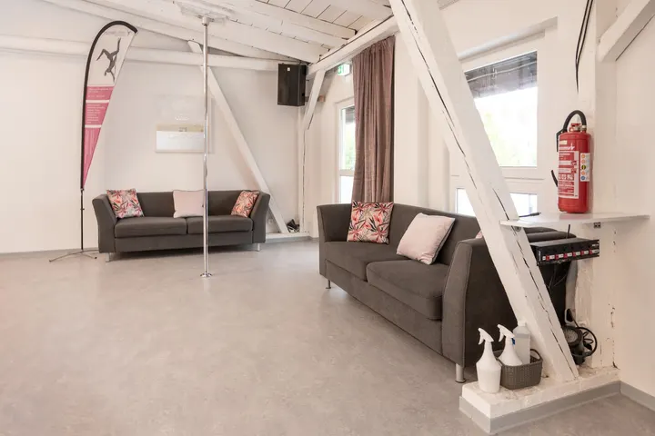 Classic Pole Studios GmbH — pole fitness-studio in Kiel — 4