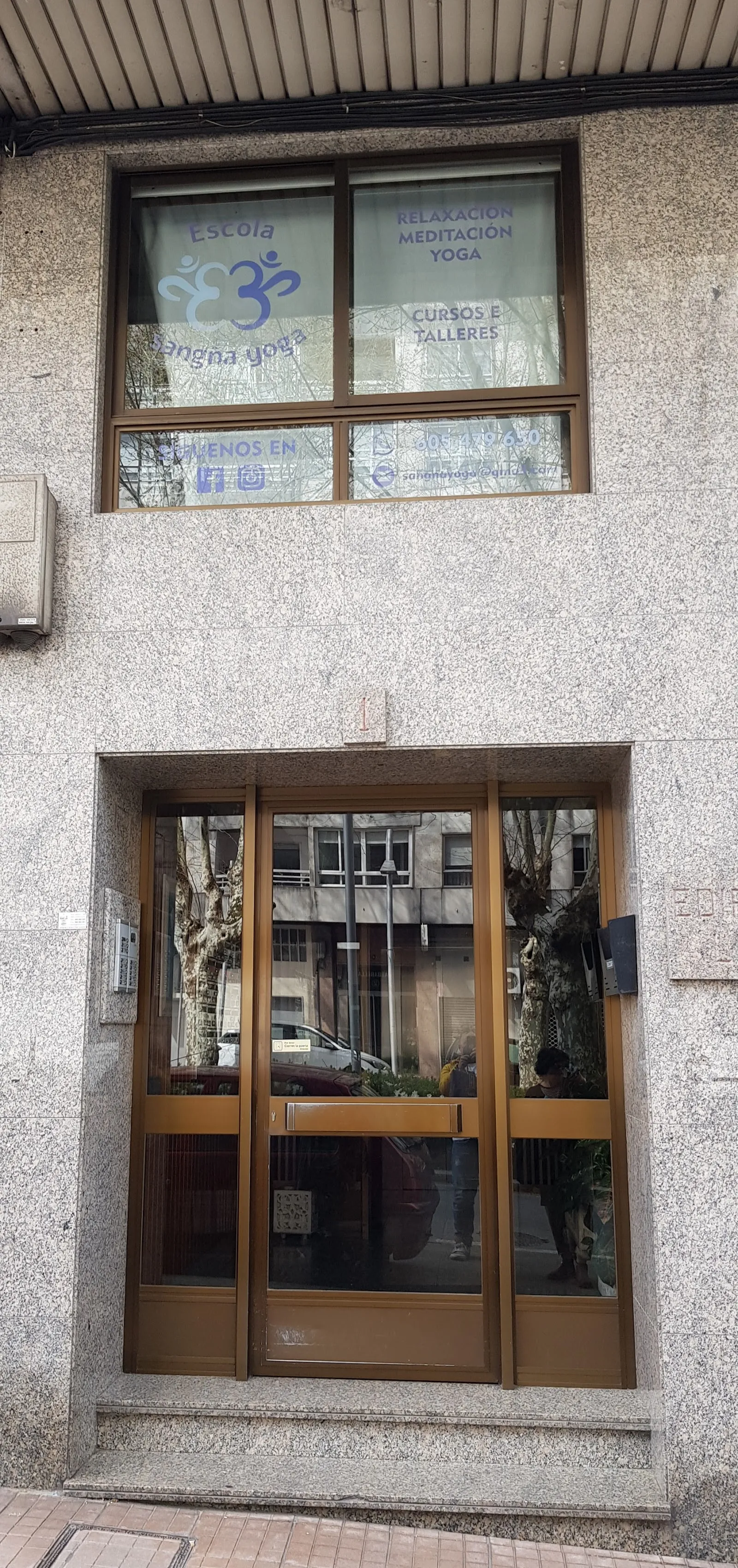 Escuela Sangna Yoga — yoga-studio en Pontevedra — 3