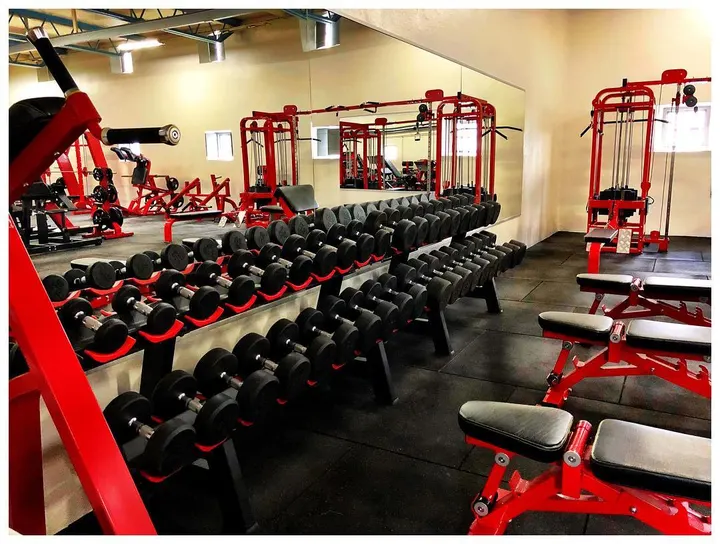 Recomp Fitness Gym — Träningsstudio i Egeby backe, Mjölby