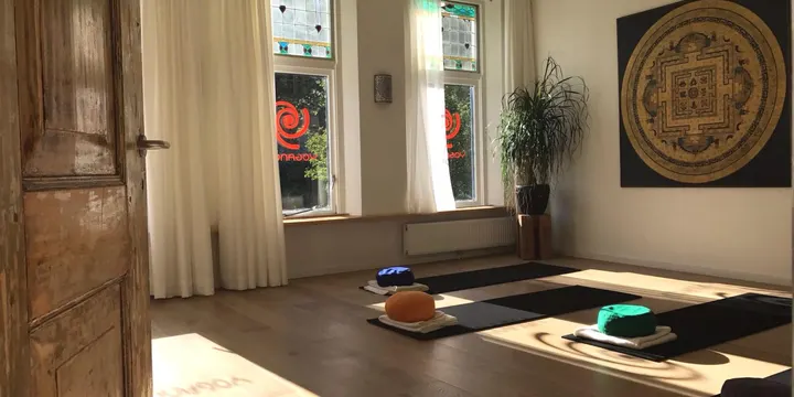 Yoganouk — Yoga in Oude wijken, Groningen
