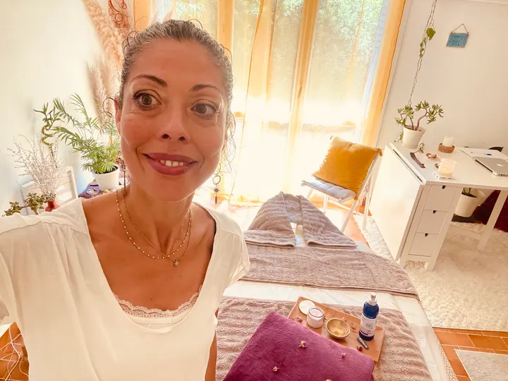 Caroline RAMOS - Sophrologue Aix-en-Provence, Yoga et Massages ayurvédiques — yoga-studio à Val Saint-André, Aix-en-Provence — 2