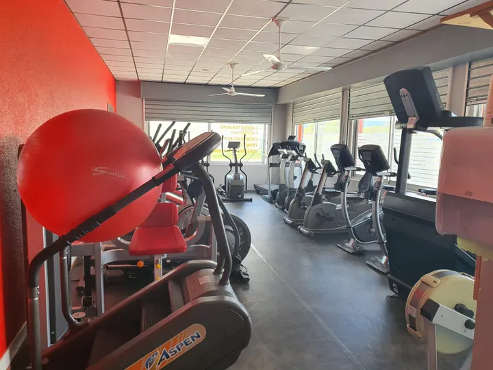 Maxi Fitness — salle de fitness-studio à Livron-sur-Drôme — 4