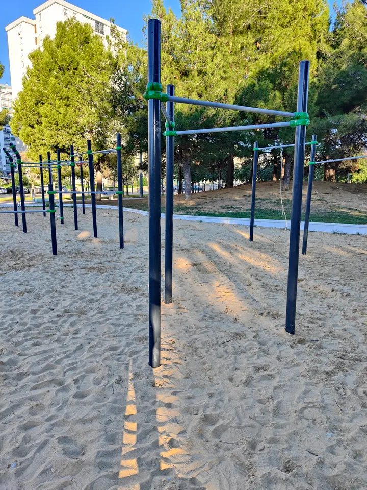 Parque de calistenia La Plata — entrenamiento funcional-studio en Jerez de la Frontera — 3