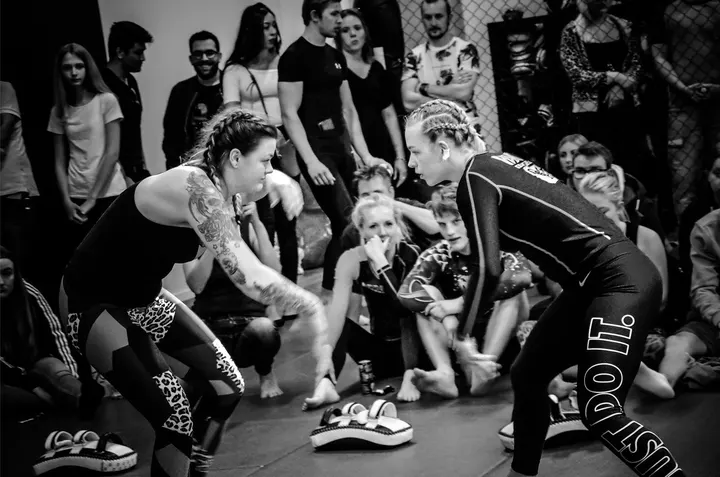 Adrenaline Fighters MMA & Thaiboxning — mma-studio i Ängabo, Alingsås