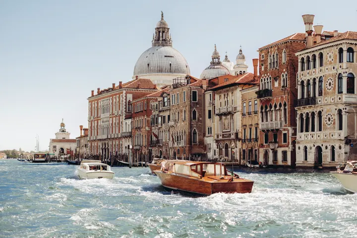 AURA Pilates & Wellness Studio — Pilates a Venezia-Murano-Burano, Venezia