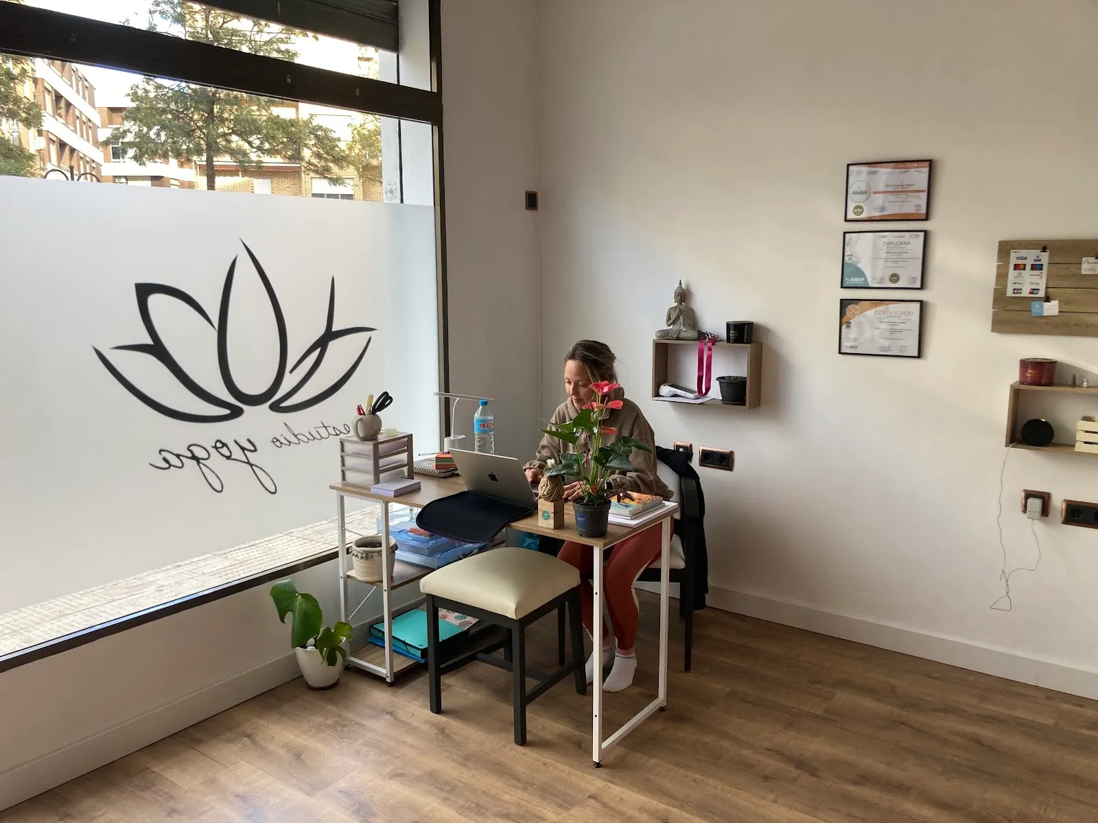Luz Yoga Estudio — yoga-studio en Aldaia — 2