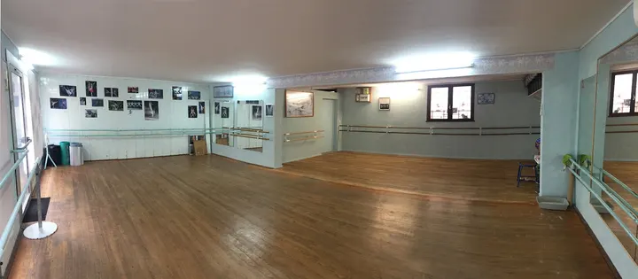 Danse à Plusieurs Visages — danse-studio à Val Saint-André, Aix-en-Provence — 2