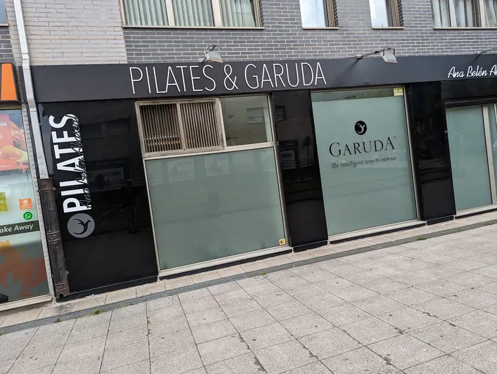 Ana Belén Abascal, Pilates & Garuda — Pilates en Sector 4, Santander