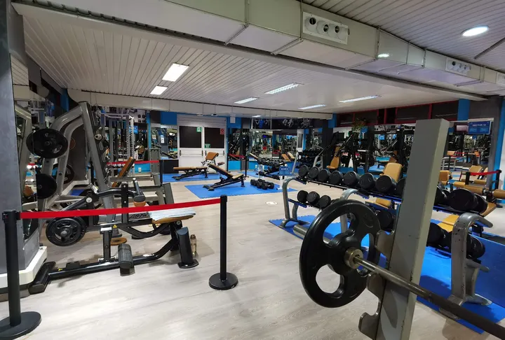 Pazo dos Deportes Paco Paz — estudio de fitness-studio en Ourense — 5