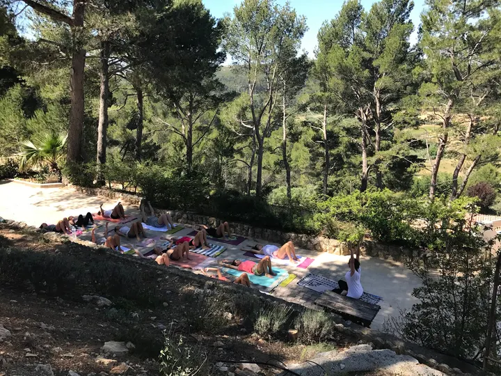 Laude DEMAY La Voie du Yoga — Yoga à Cuques, Aix-en-Provence