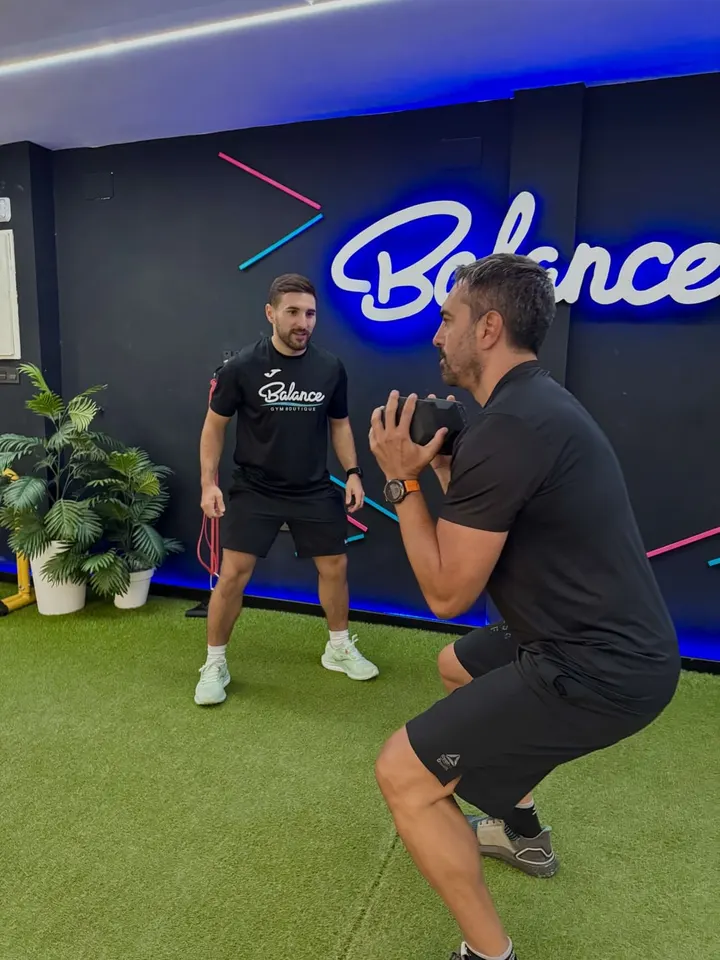 Entrenador Personal Granada Balance Gym Boutique - Centro Especializado — pt studio-studio i Fígares, Granada