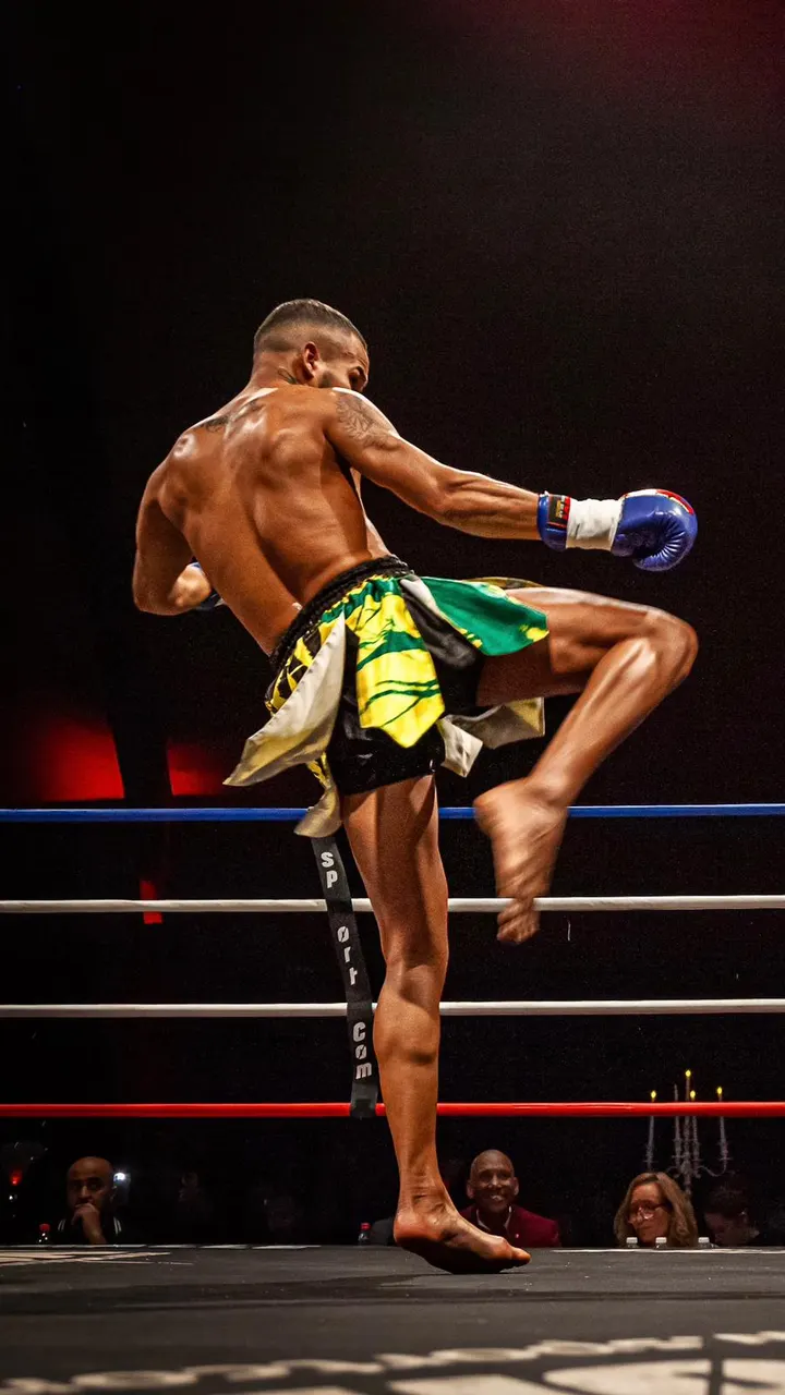 Boxe Thaï Toulon | Entrainement | Cours Privé — muay-thaï-studio à Toulon — 4