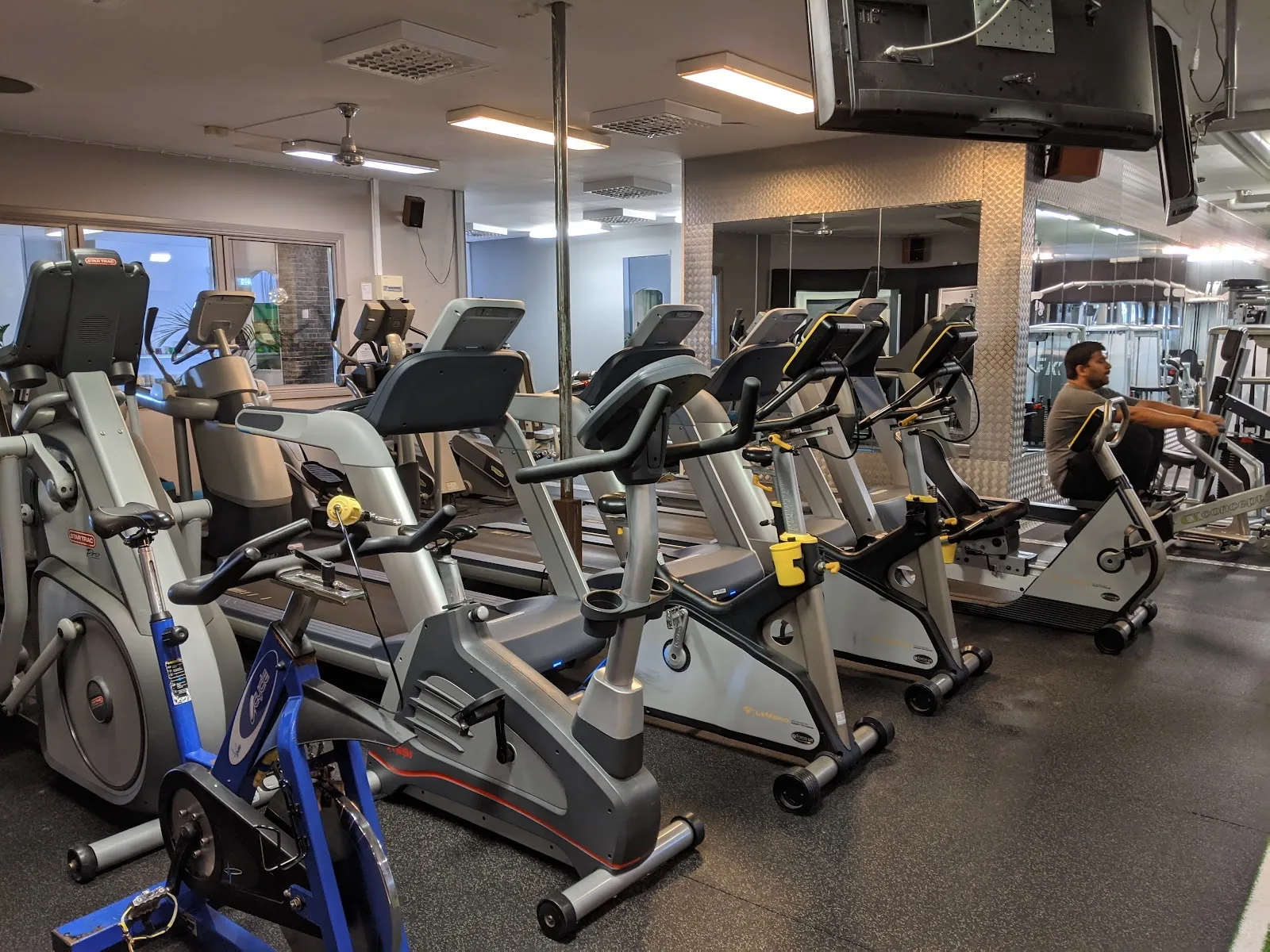 EC Health Club Löddeköpinge — träningsstudio-studio i Löddeköpinge — bild 4