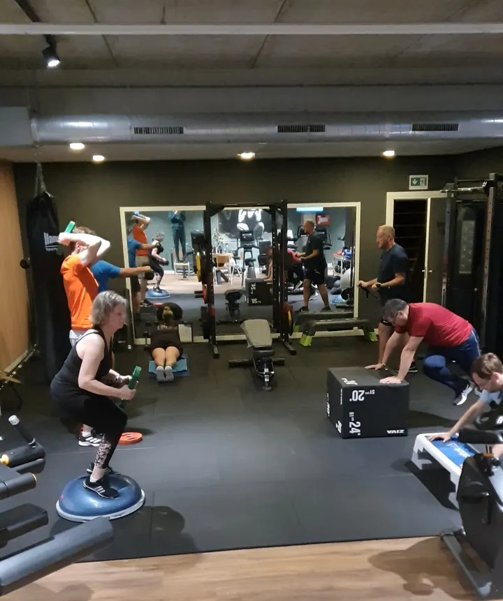 Below Sportschool Waalwijk — Sportschool in Besoijen, Waalwijk