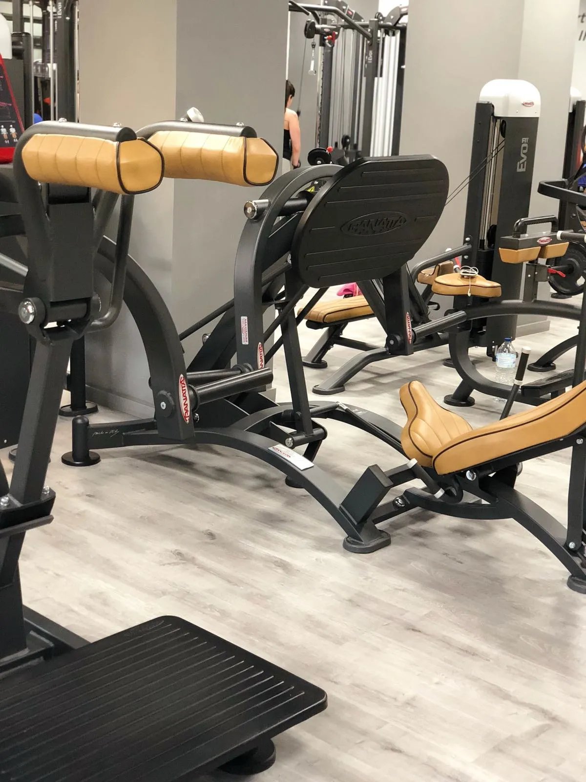 Wings Fitness Lounge — estudio de fitness-studio en Lloma Llarga — 4