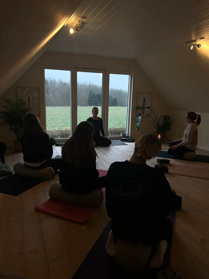 KaSaYoga v/Karina Sauer — Yoga i Nørrehave, Stensved