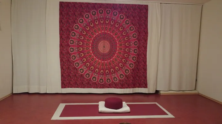 Atem Yoga Achtsamkeit — Meditation in Striesen-Ost, Dresden