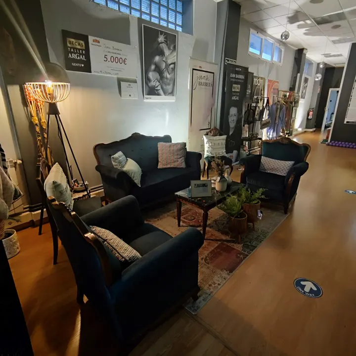 Centro de Pilates Juan Barberá — Pilates en Paradela, Vigo