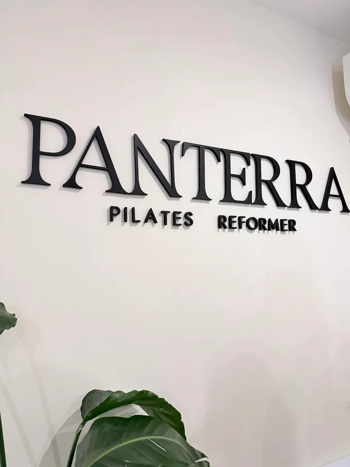 PANTERRA REFORMER — pilates reformer-studio au Port, Nice — 2