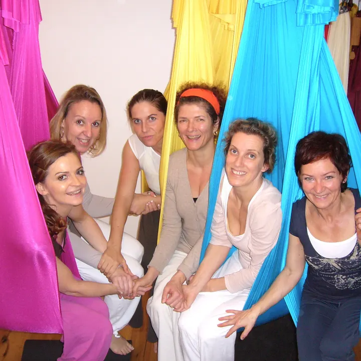 DANA® AERIAL YOGA INSTITUT — yoga-studio in Lokstedt, Hamburg — 2