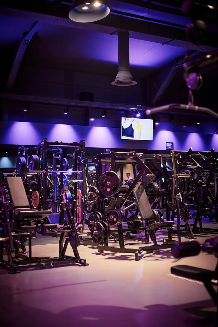 Rumble Bumble — fitnessstudio in Rain — 3
