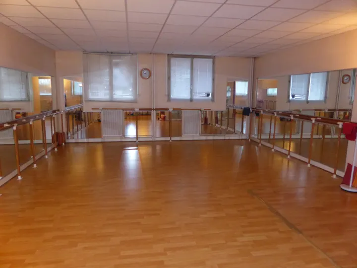 Gymnastique Posturale — Stretching à Chauveau, Tours